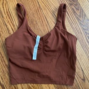 Gathered front align tank